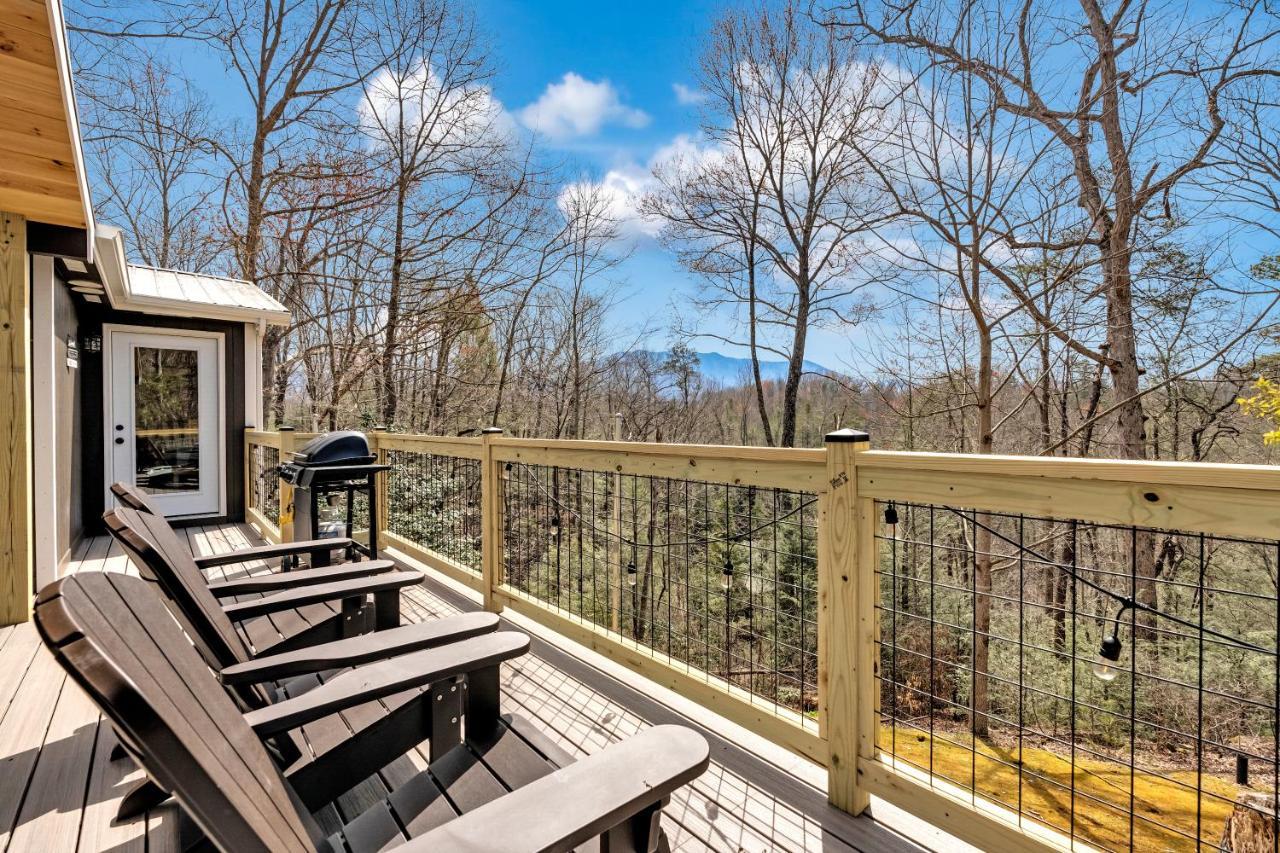 Whispering Winds, Hot Tub, Game Room, Wifi, 1089 Free Tickets Each Paid Day, Dollywood And More Gatlinburg Bagian luar foto